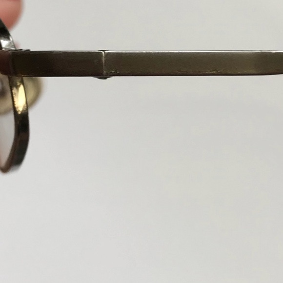 GUESS Prescription Eyeglasses - Picture 6 of 8